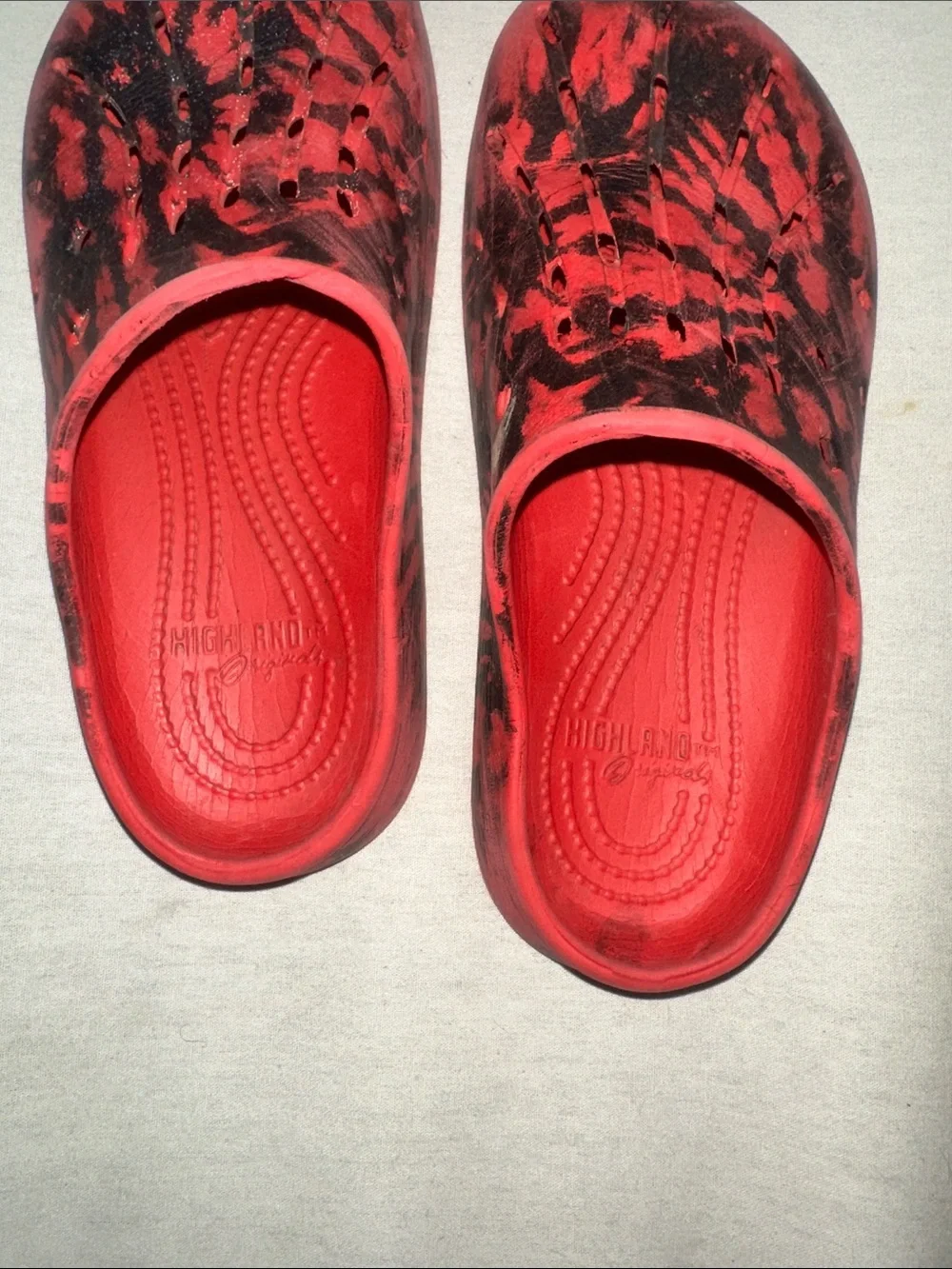 Kids OS Red & Black Slip-On Clog